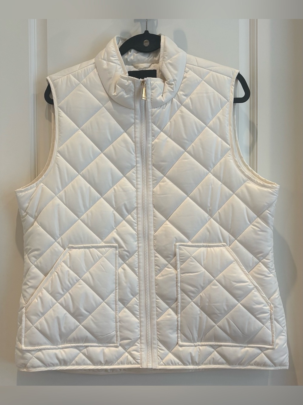 Kate Spade Quilted Vest XL
NWOT - Picture 2 of 8